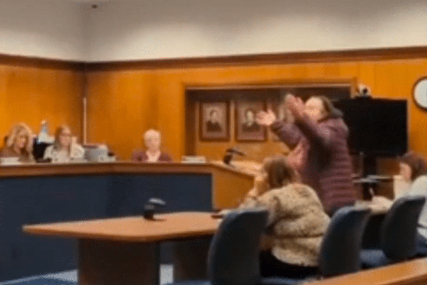 Untitled design_20250408_134254_0000