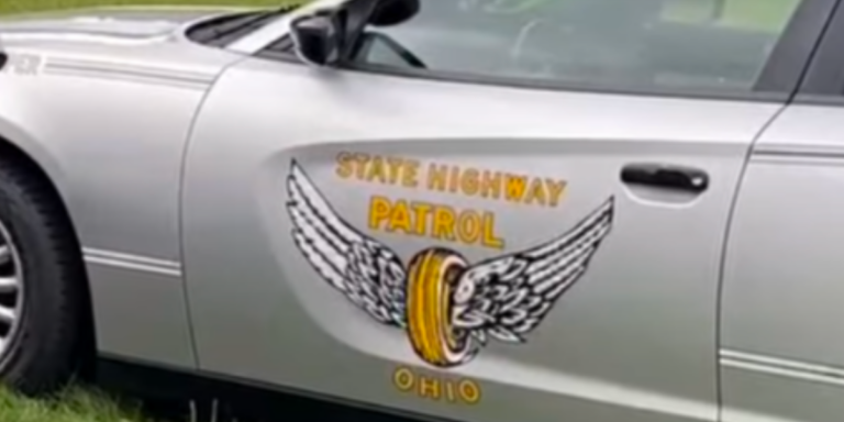 Untitled design_20251226_180720_0000